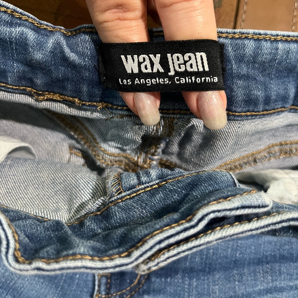 Wax Jean Womens Small Dark Wash Distressed Jean Denim Summer Casual Shorts - Picture 2 of 13